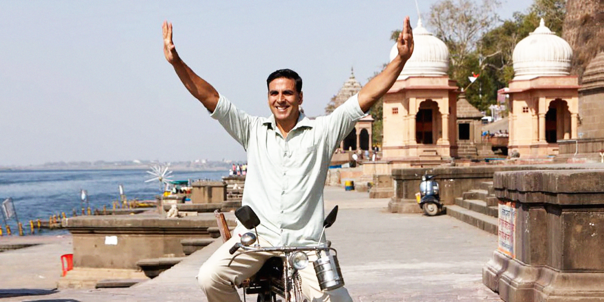 Akshay Kumar Poses as a Superhero in Bollywood’s ‘PadMan’